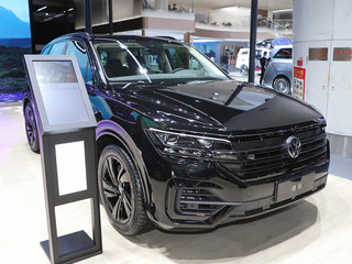 大众 途锐 3.0T V6 黑武士