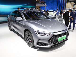 比亚迪 汉 EV 银色