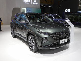 現(xiàn)代 途勝L 混動(dòng) 綠色