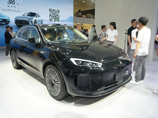 AITO M5黑色