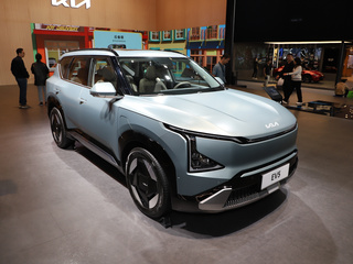 起亚 EV5 磨 砂绿