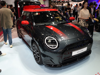 MINI COOPER 黑色