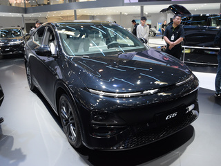 小鹏 G6 黑色