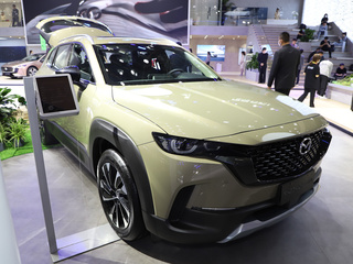 马自达 CX50 黄色