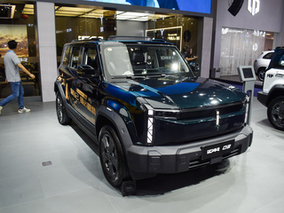 iCAR03 墨绿