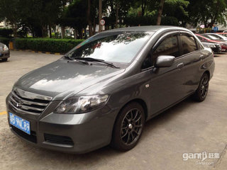 2012款 1.3L 手动 舒适型 2012款 1.3L 手动 舒适型