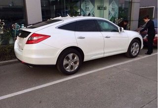 2012款 2.4L 自动 豪华版 5座 2012款 2.4L 自动 豪华版 5座