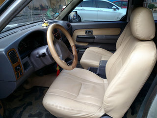 2012款 2.4L 手动 四驱标准版 2012款 2.4L 手动 四驱标准版