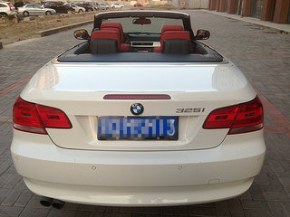 2009款 325i 2.5L 敞篷轿跑车 2009款 325i 2.5L 敞篷轿跑车