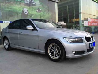 2012款 318i 2.0L 领先型 2012款 318i 2.0L 领先型