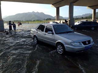 2005款 GIF 1.6L 手动 前卫豪华型 2005款 GIF 1.6L 手动 前卫豪华型