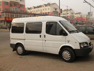 2009款 经典 2.8T 柴油 标准型短轴中顶JX493ZLQ3 2009款 经典 2.8T 柴油 标准型短轴中顶JX493ZLQ3
