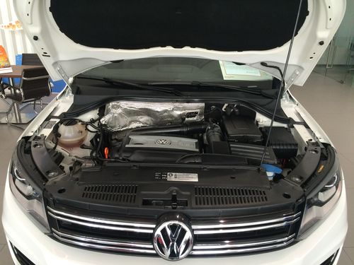 2013款1.8TSI 自动两驱豪华型 5座