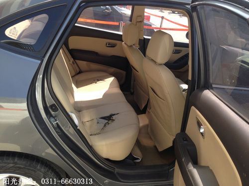 2011款1.6L 手动豪华型 GLS