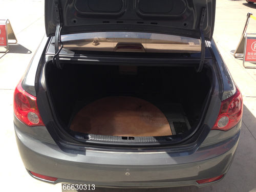 2011款1.6L 手动豪华型 GLS
