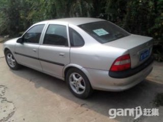 2004款 2.2L 自动 5座 2004款 2.2L 自动 5座