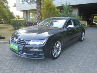 2013款 4.0T DCT 2013款 4.0T DCT