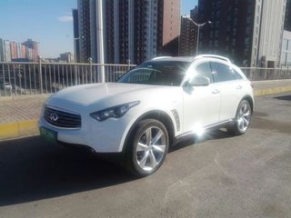 2011款 FX35 3.5L 自动 标准版 5座 2011款 FX35 3.5L 自动 标准版 5座