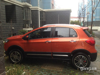 2015款 1.5L 手动 豪华型 5座 2015款 1.5L 手动 豪华型 5座