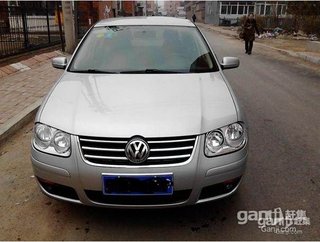 【出售北京二手银灰色宝来经典 1.6 HL MT豪华