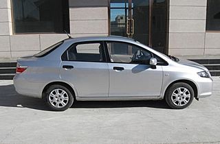 2011款 1.3L 手动 舒适型 2011款 1.3L 手动 舒适型