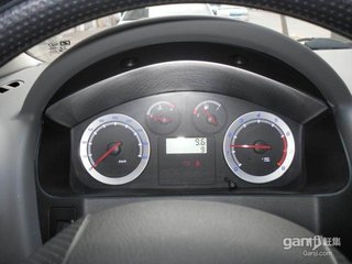 2010款 1.5L 手动 豪华型 5座 2010款 1.5L 手动 豪华型 5座