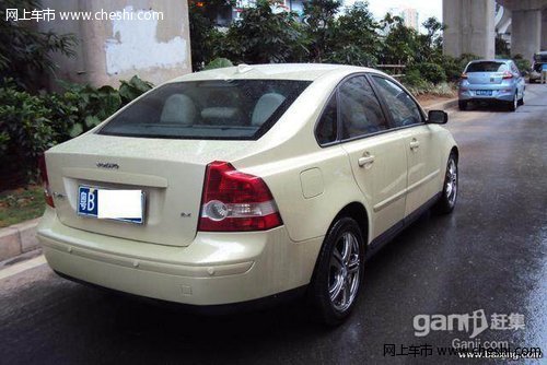 搜索:二手沃尔沃s40的结果