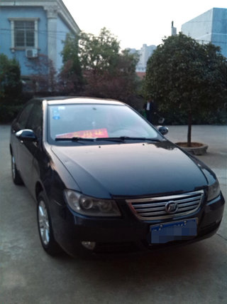 2010款 1.5L 手动 铂尊版经典型 2010款 1.5L 手动 铂尊版经典型