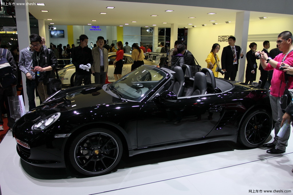保时捷 Boxster Black Edition
