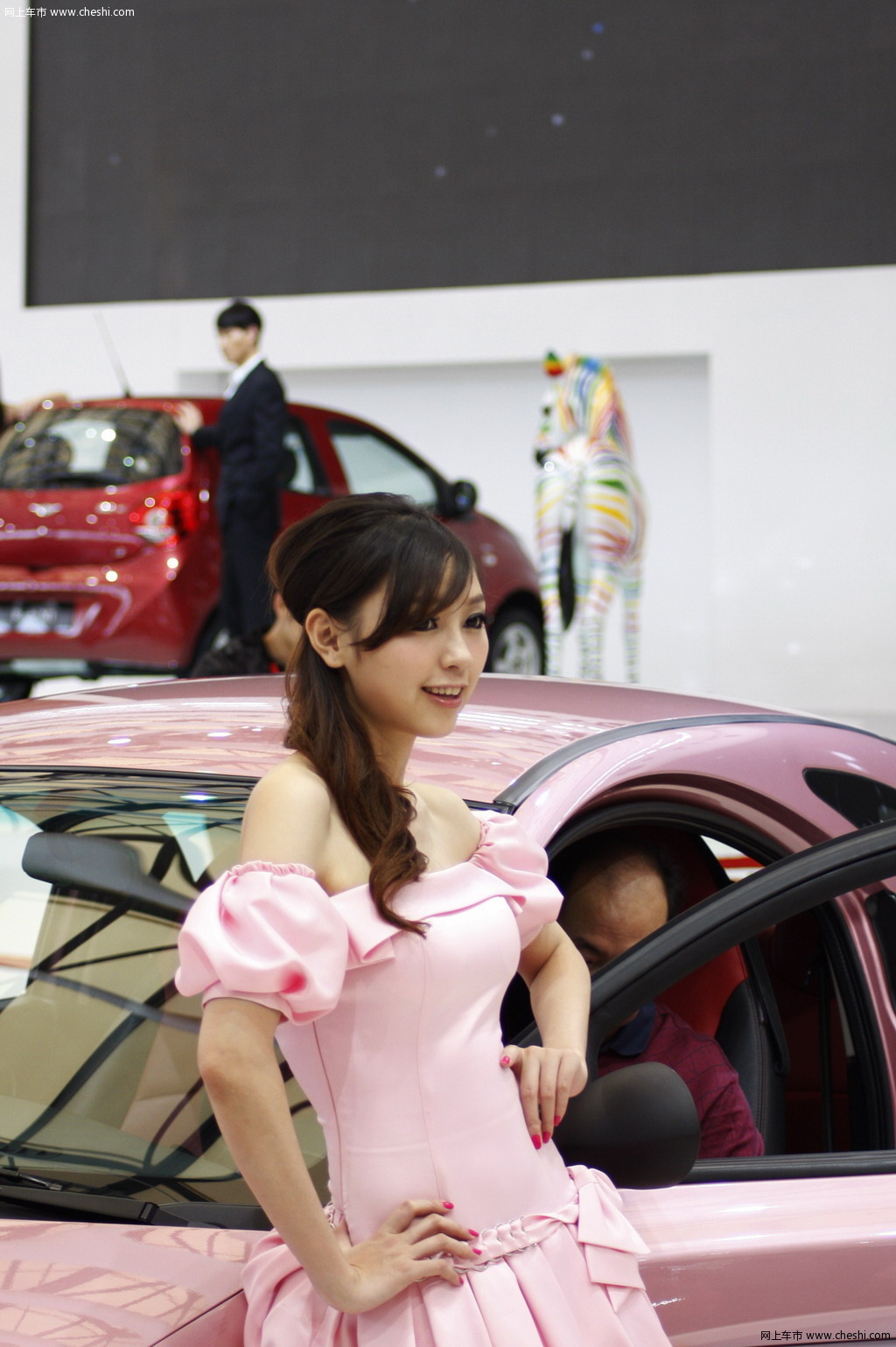 奇瑞 QQ me 美女模特