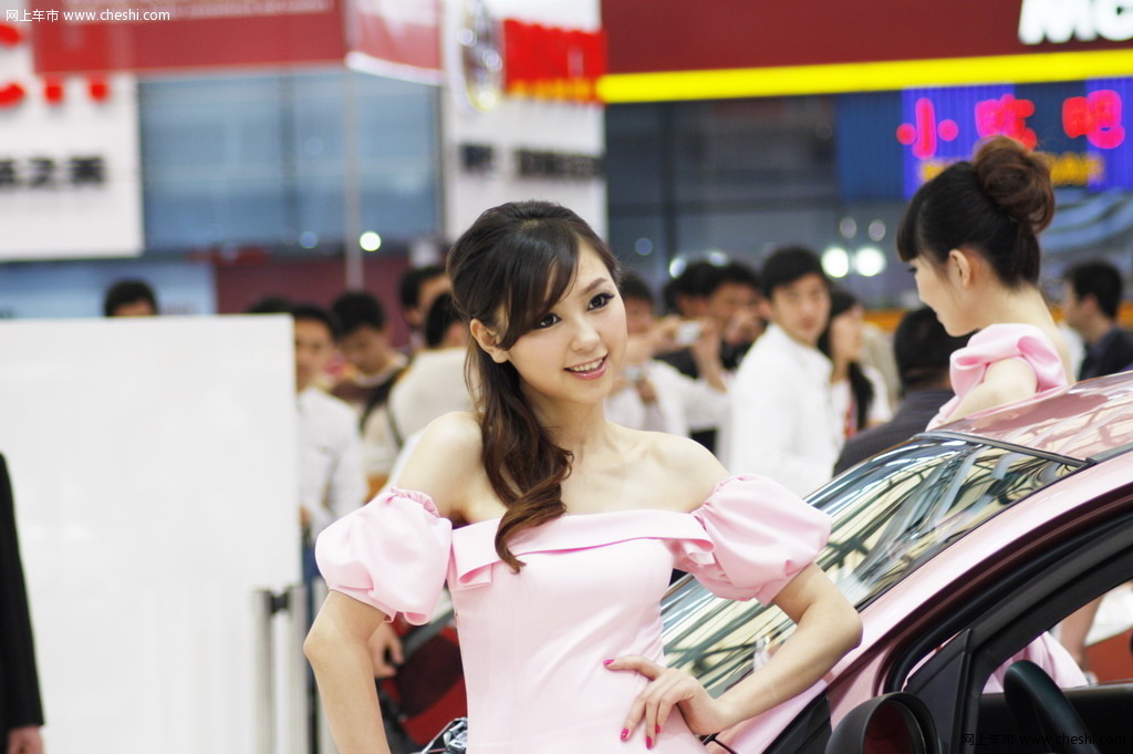 奇瑞 QQ me 美女模特