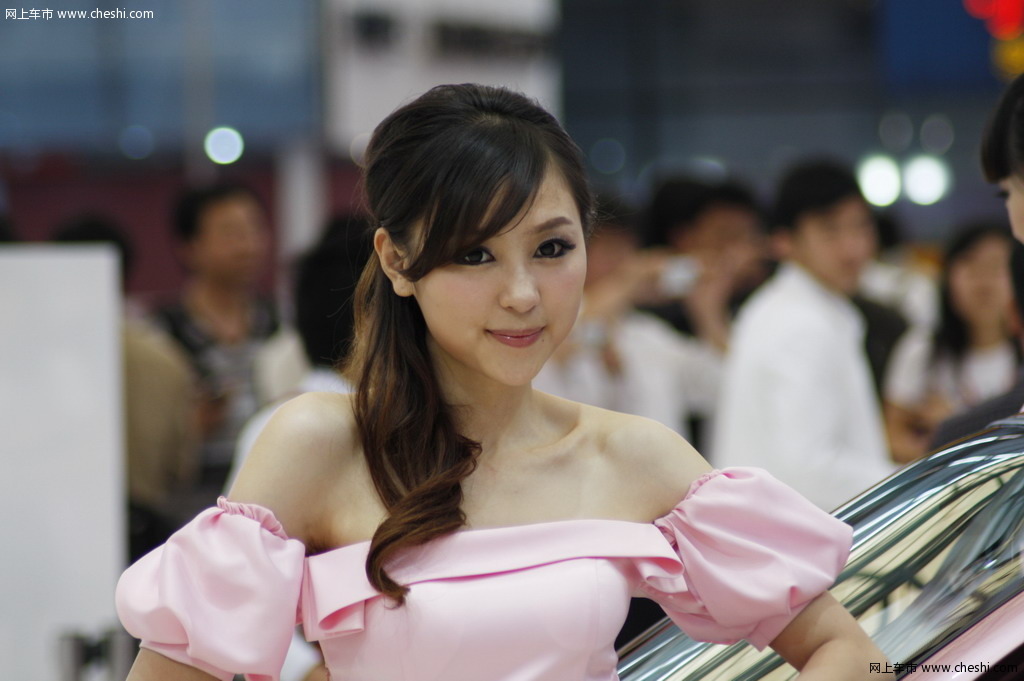 奇瑞 QQ me 美女模特