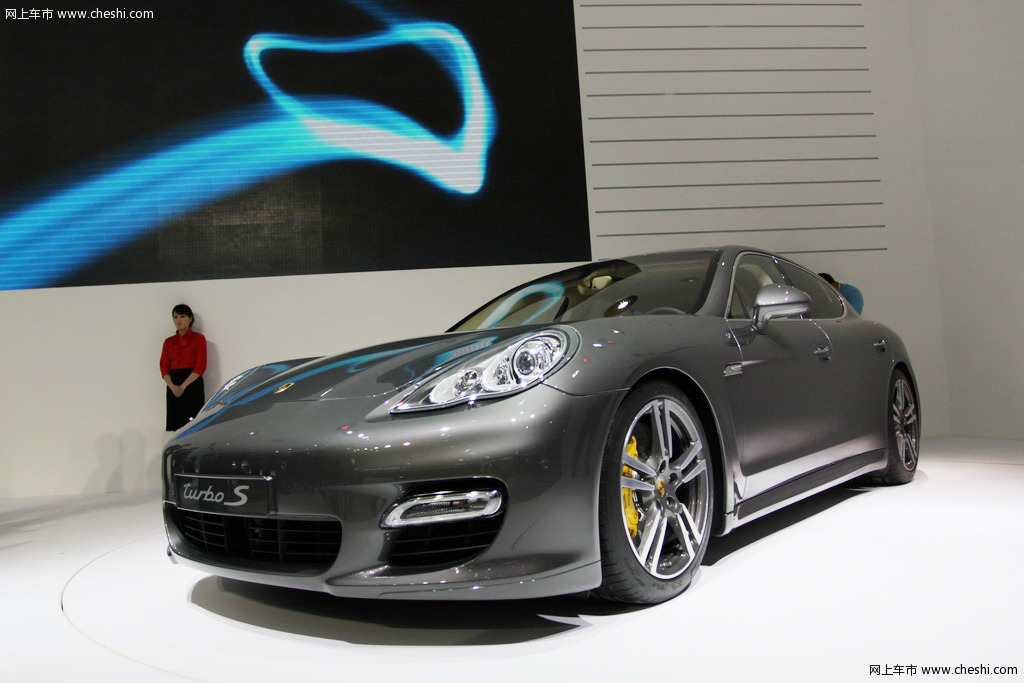 保时捷 Panamera Turbo S