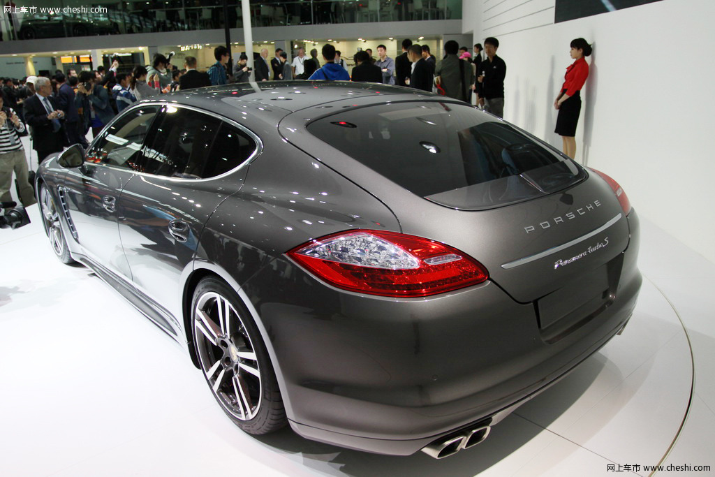 保时捷 Panamera Turbo S