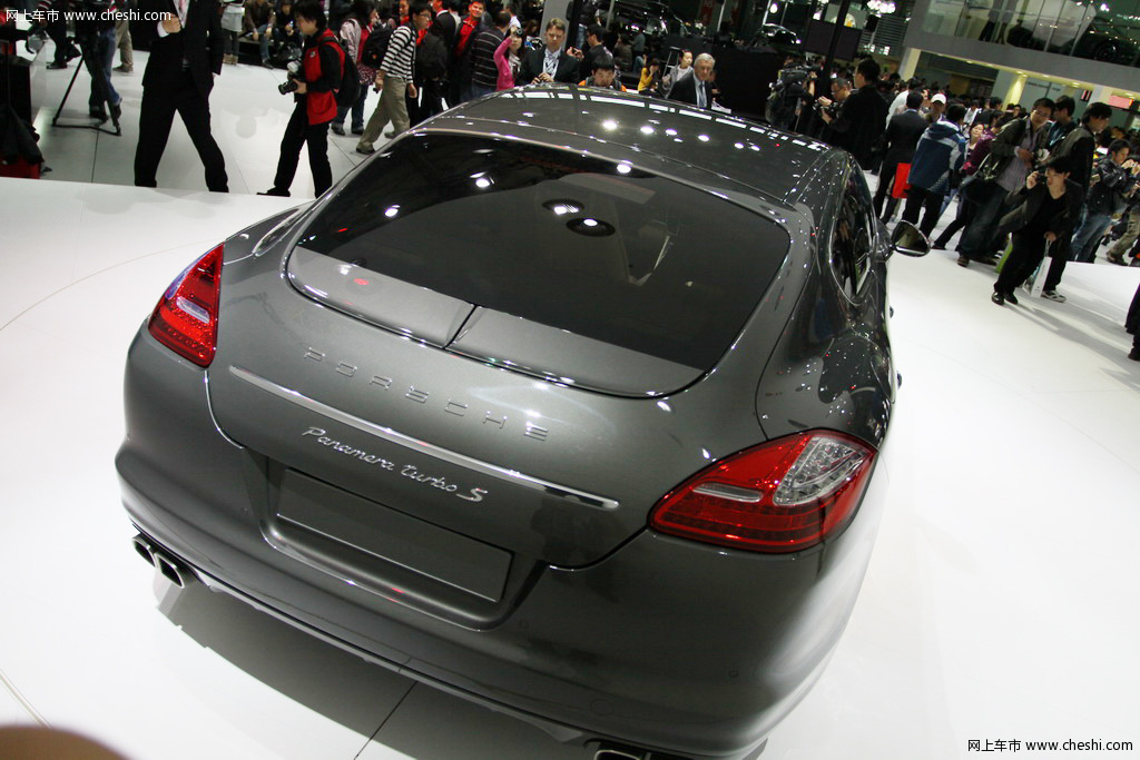 保时捷 Panamera Turbo S