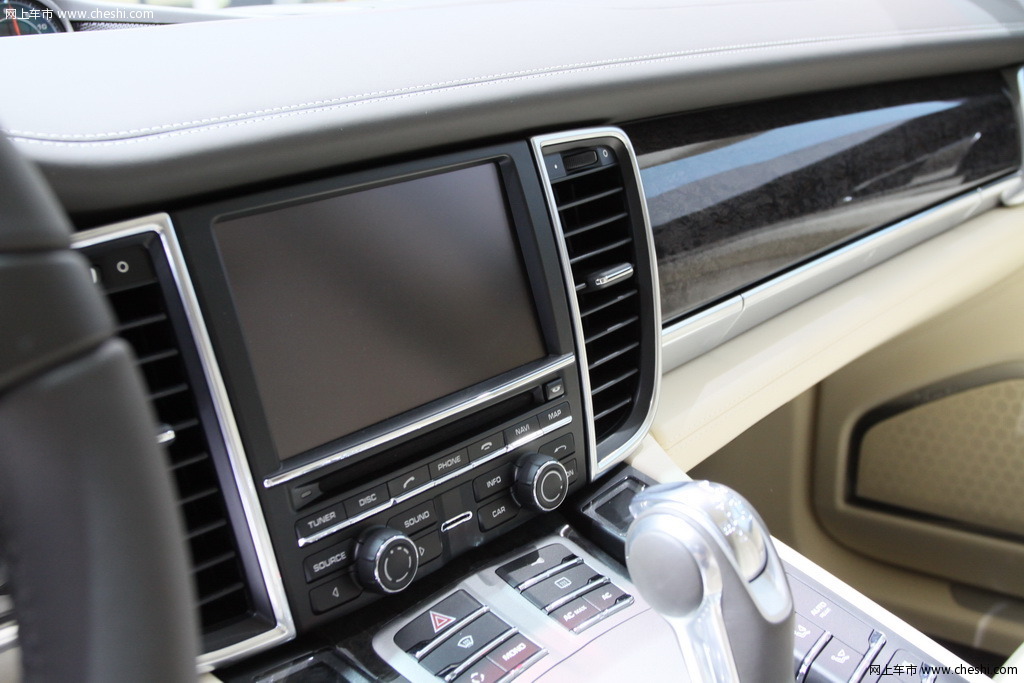 保时捷 Panamera Turbo S
