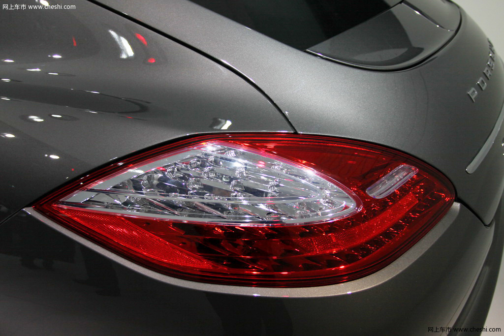 保时捷 Panamera Turbo S