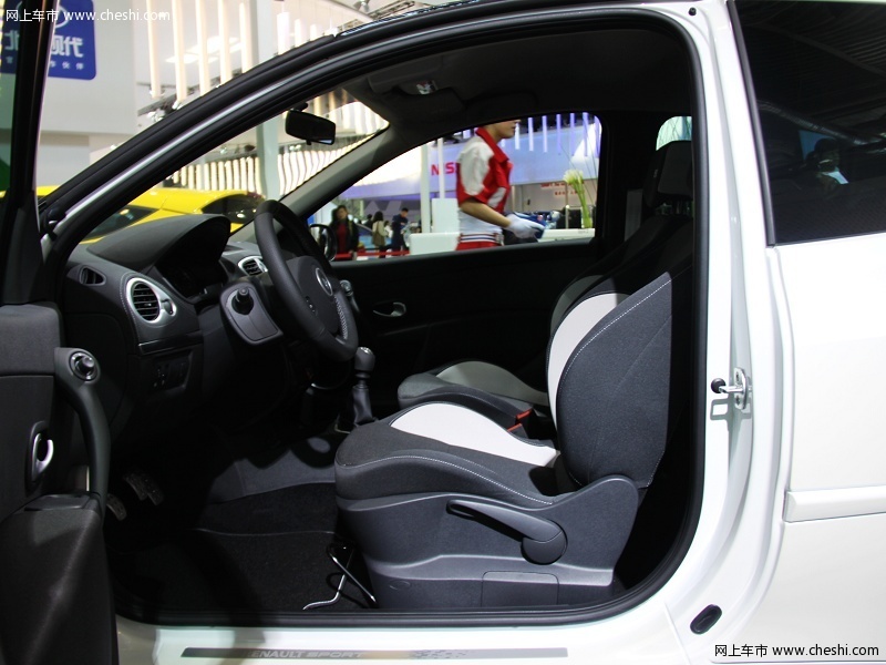 雷诺 Clio RS 内饰