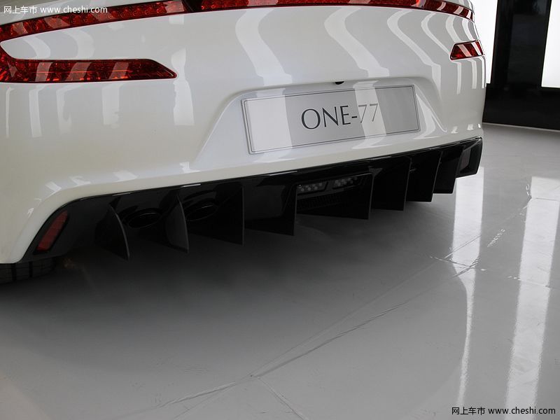 阿斯顿-马丁 One-77 车展
