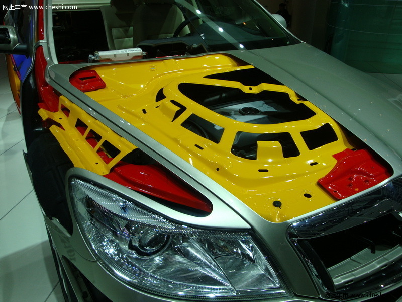 新明锐解剖车