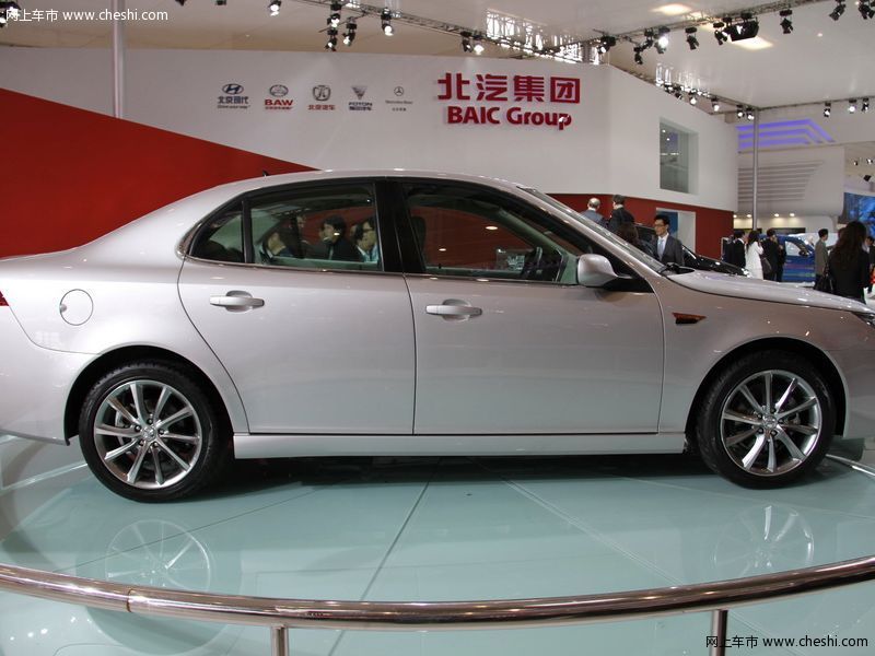 北汽C60