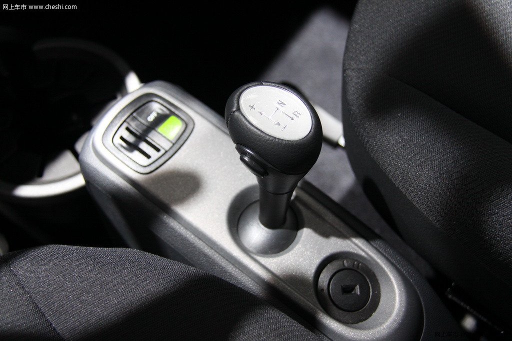 精灵Smart fortwo 2011款 车展