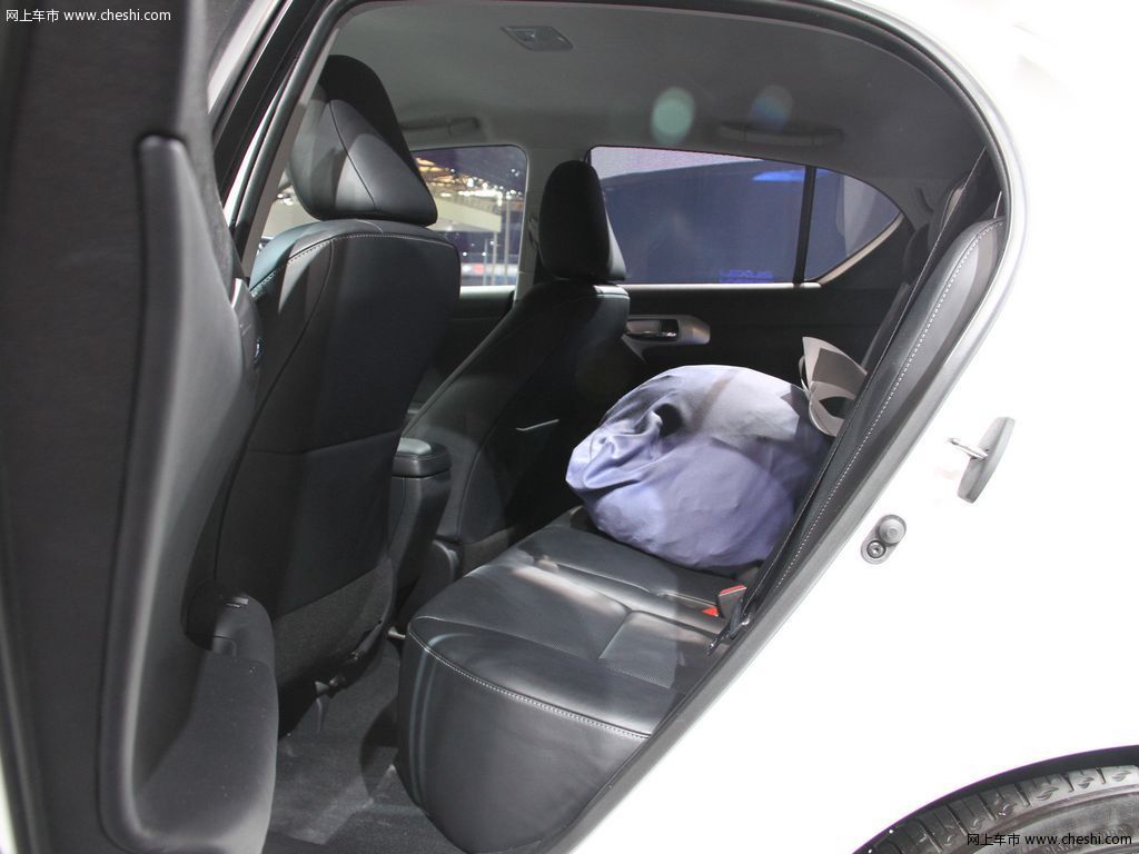 雷克萨斯(凌志) CT200h 车展