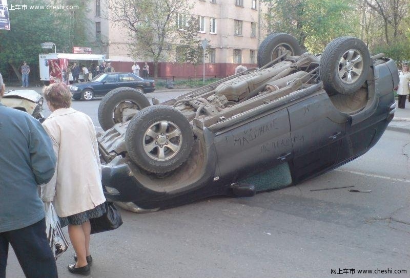 一汽丰田 霸道(普拉多) 车祸