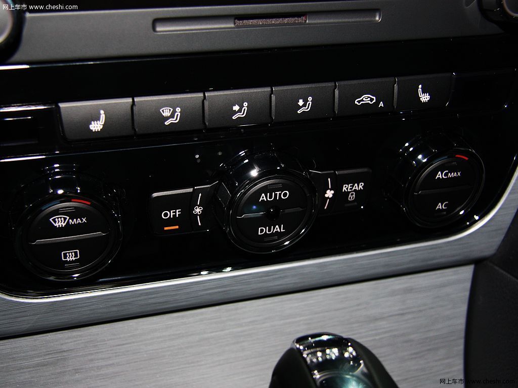 新PASSAT 2.0T 车展