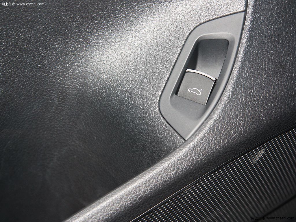 新PASSAT 2.0T 车展