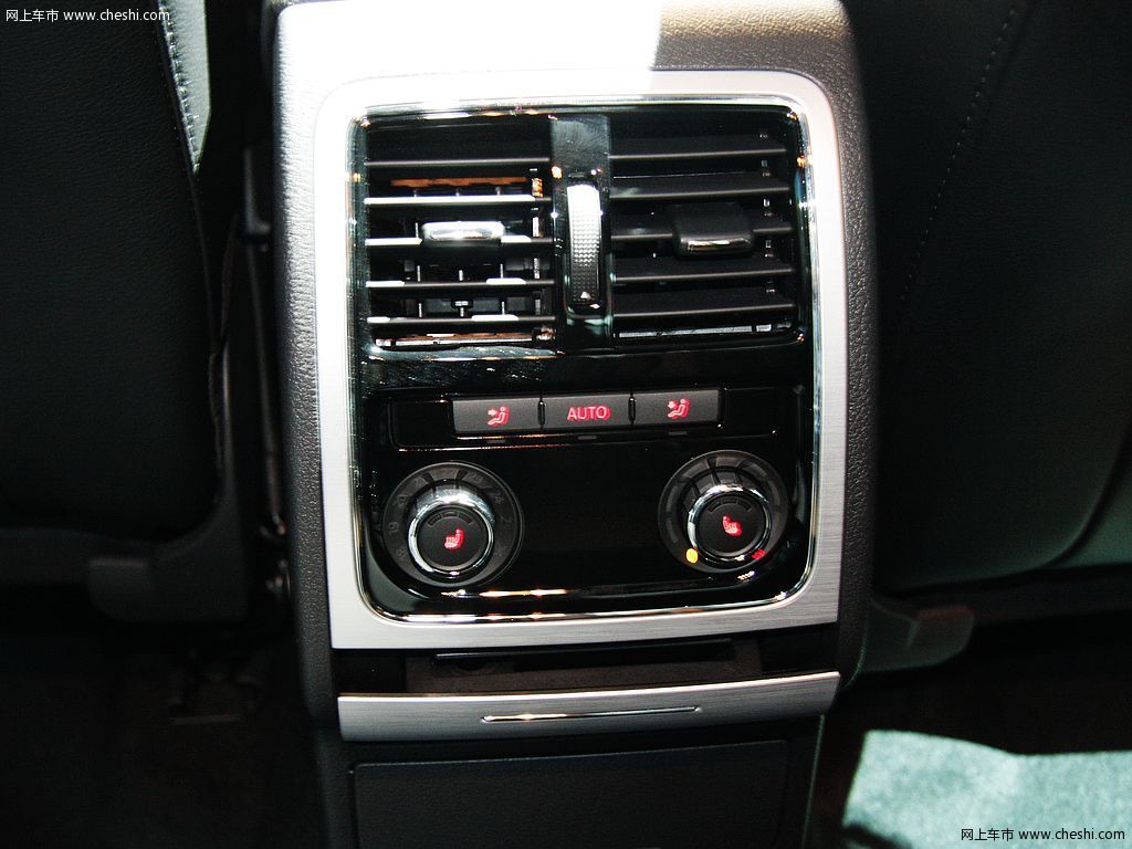 新PASSAT 2.0T 车展