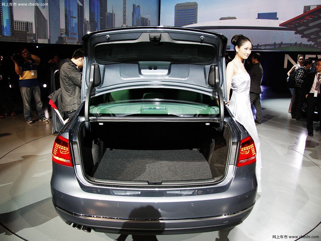 新PASSAT 2.0T 车展