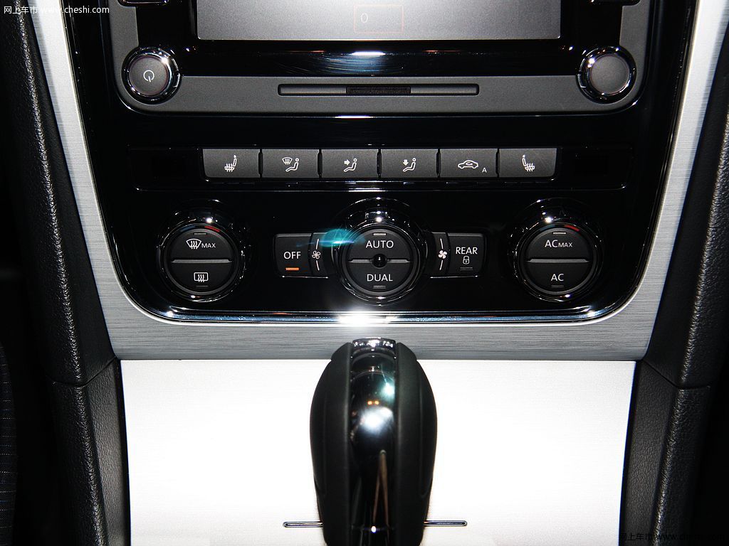新PASSAT 2.0T 车展
