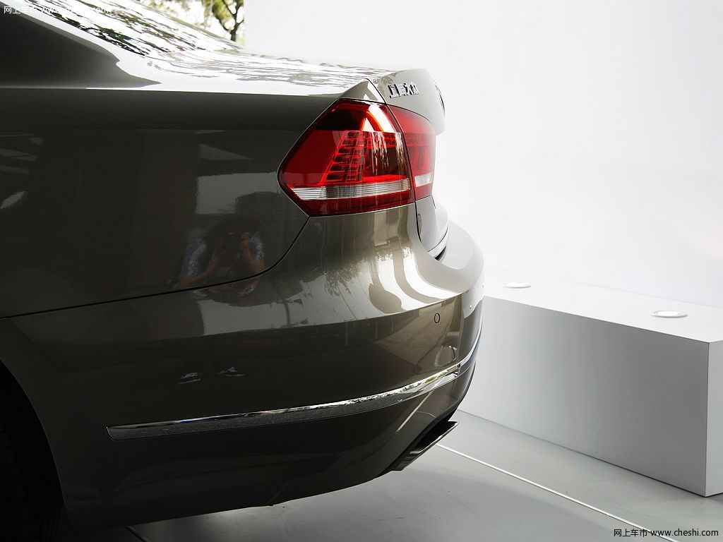 新PASSAT 2.0T 车展